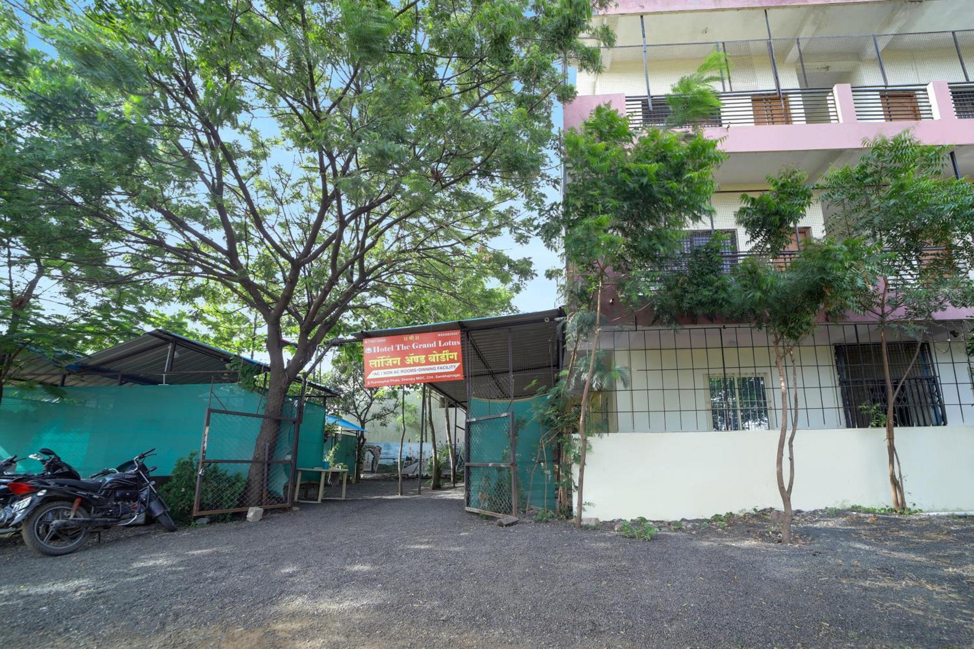Oyo Flagship Hotel The Grand Lotus Aurangābād Exterior foto